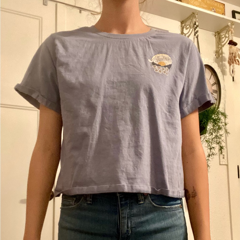 Blue Coastal Graphic Cropped Tee